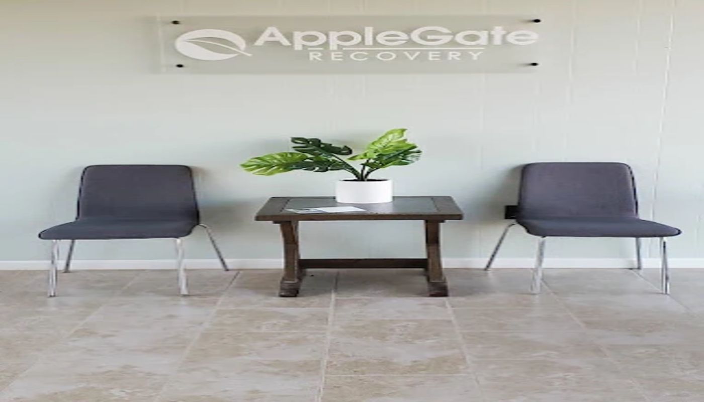 AppleGate Recovery Selmer