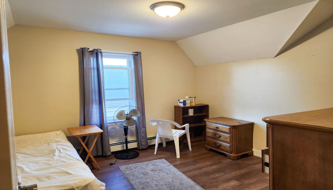 County Men's Sober House