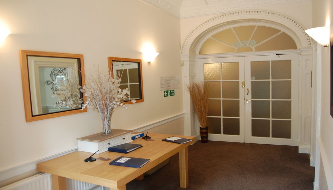 Gladstones Clinic - Bristol