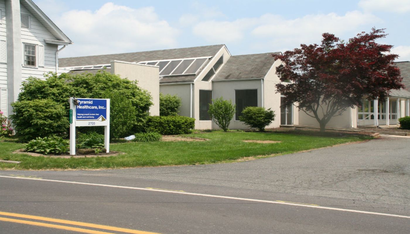 Pyramid Quakertown Men's Residential